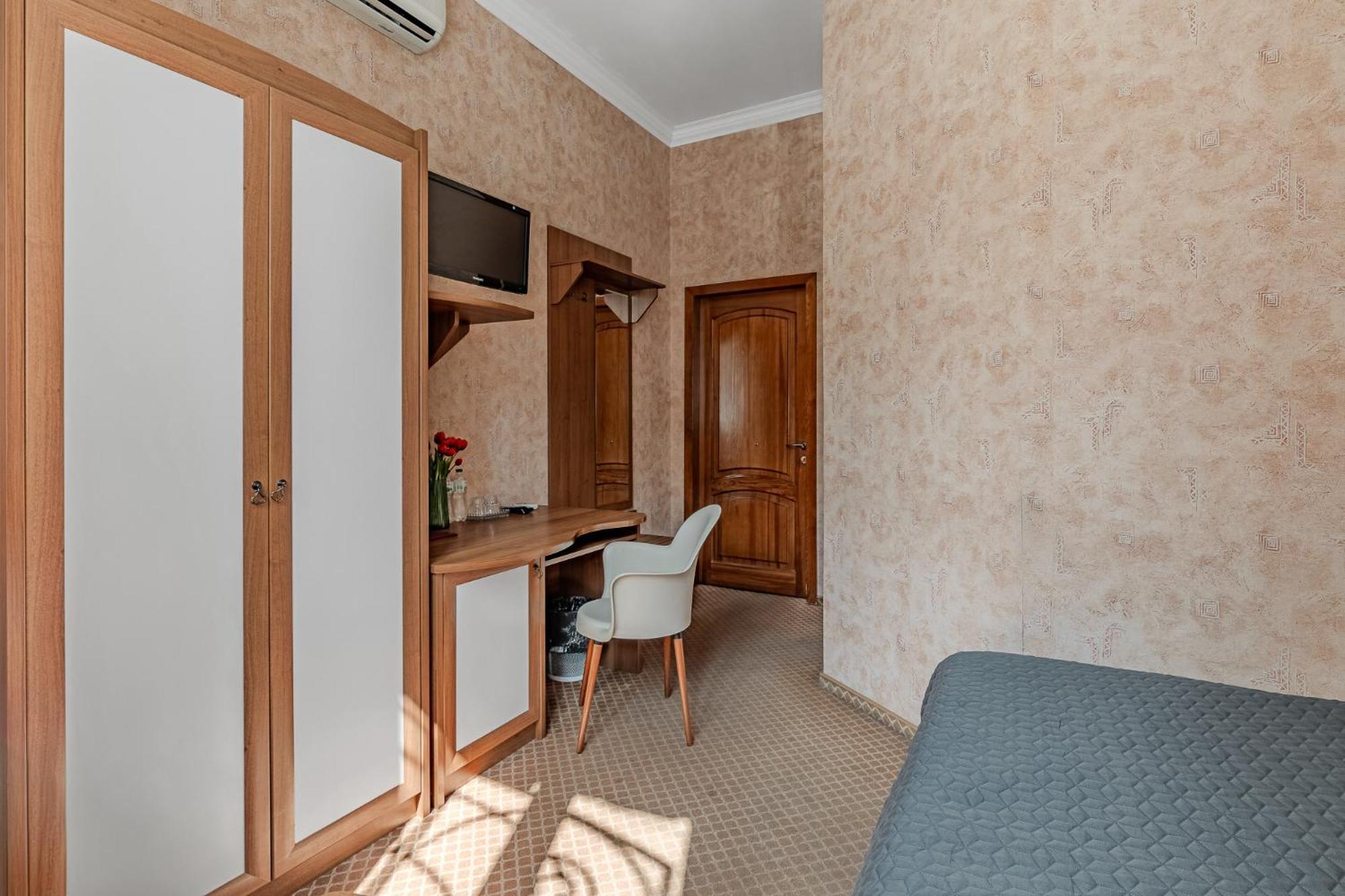 Gallery Hotel Gintama Apgrade Kyjev Pokoj fotografie