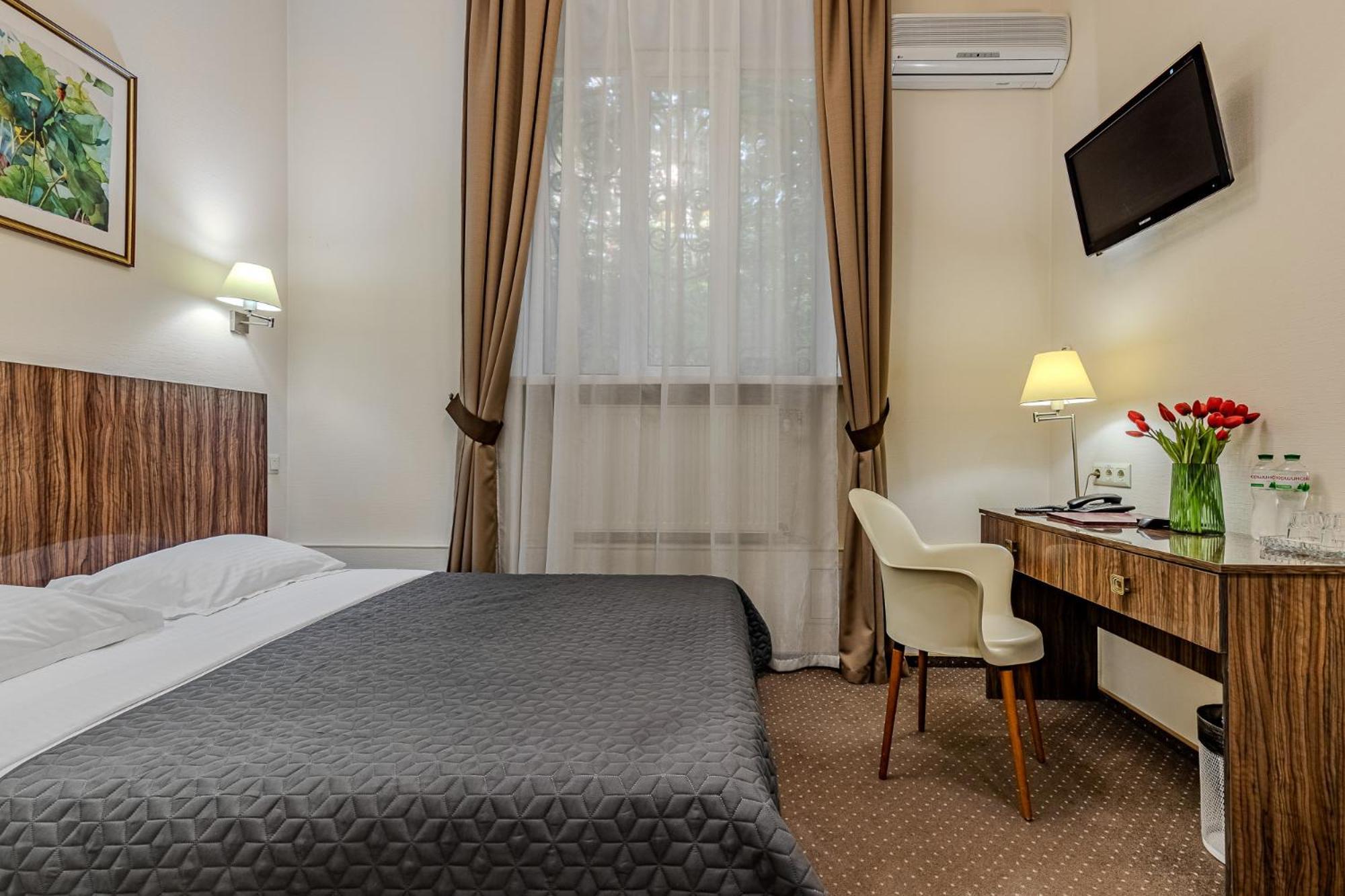 Gallery Hotel Gintama Apgrade Kyjev Pokoj fotografie