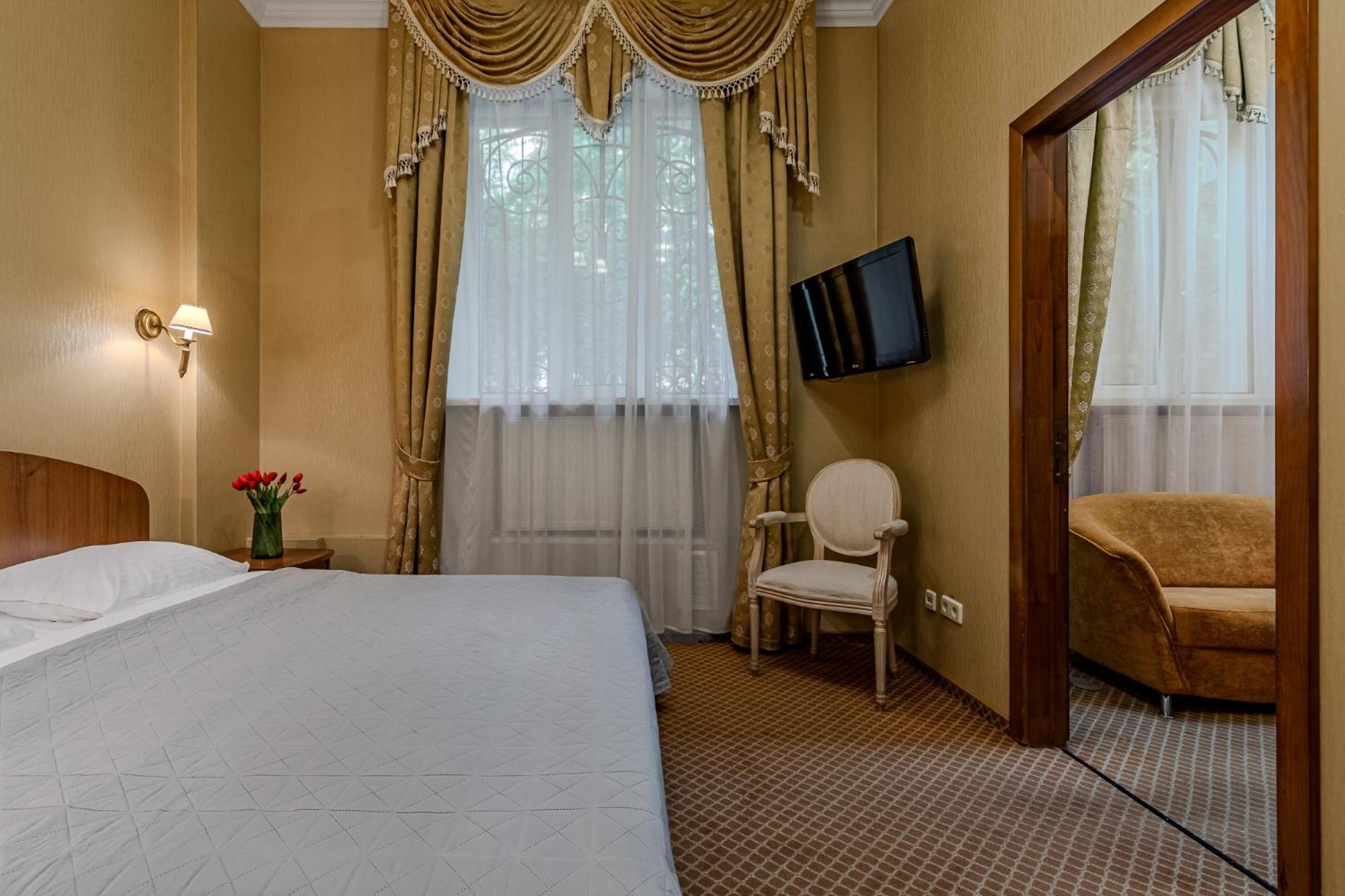 Gallery Hotel Gintama Apgrade Kyjev Pokoj fotografie