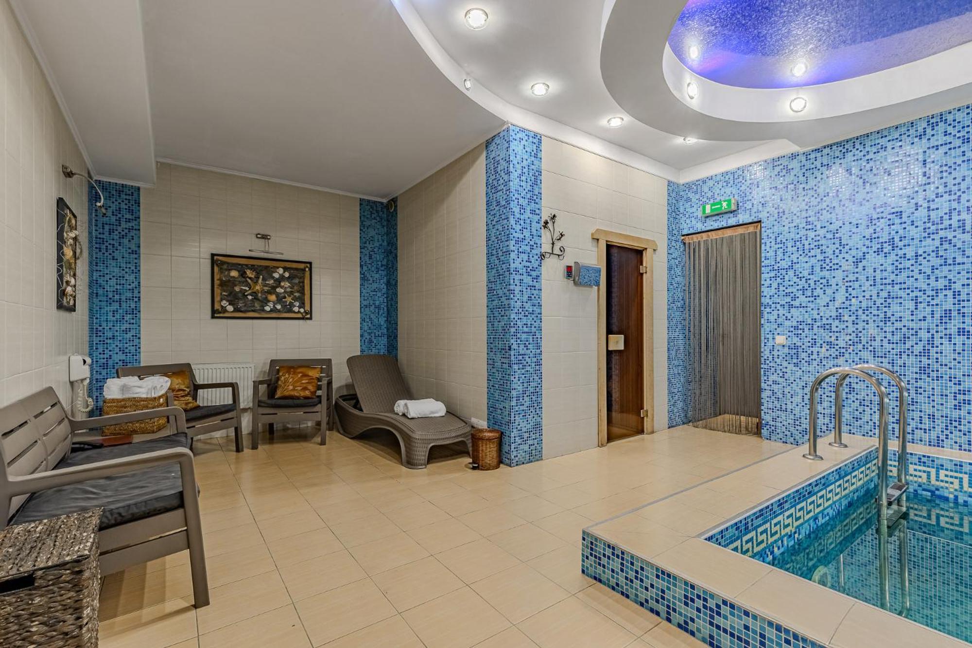 Gallery Hotel Gintama Apgrade Kyjev Exteriér fotografie